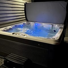 Private Cottage, Hot Tub, EV Charger