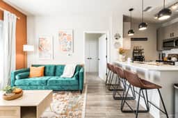 Hot Tub, King Beds, Coffee Bar, Balcony - Image 2